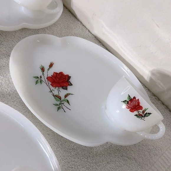 Vintage Rosecrest 8 Piece Snack Tea Set Dura White Floral Red Rose Federal Glass - Picture 4 of 16